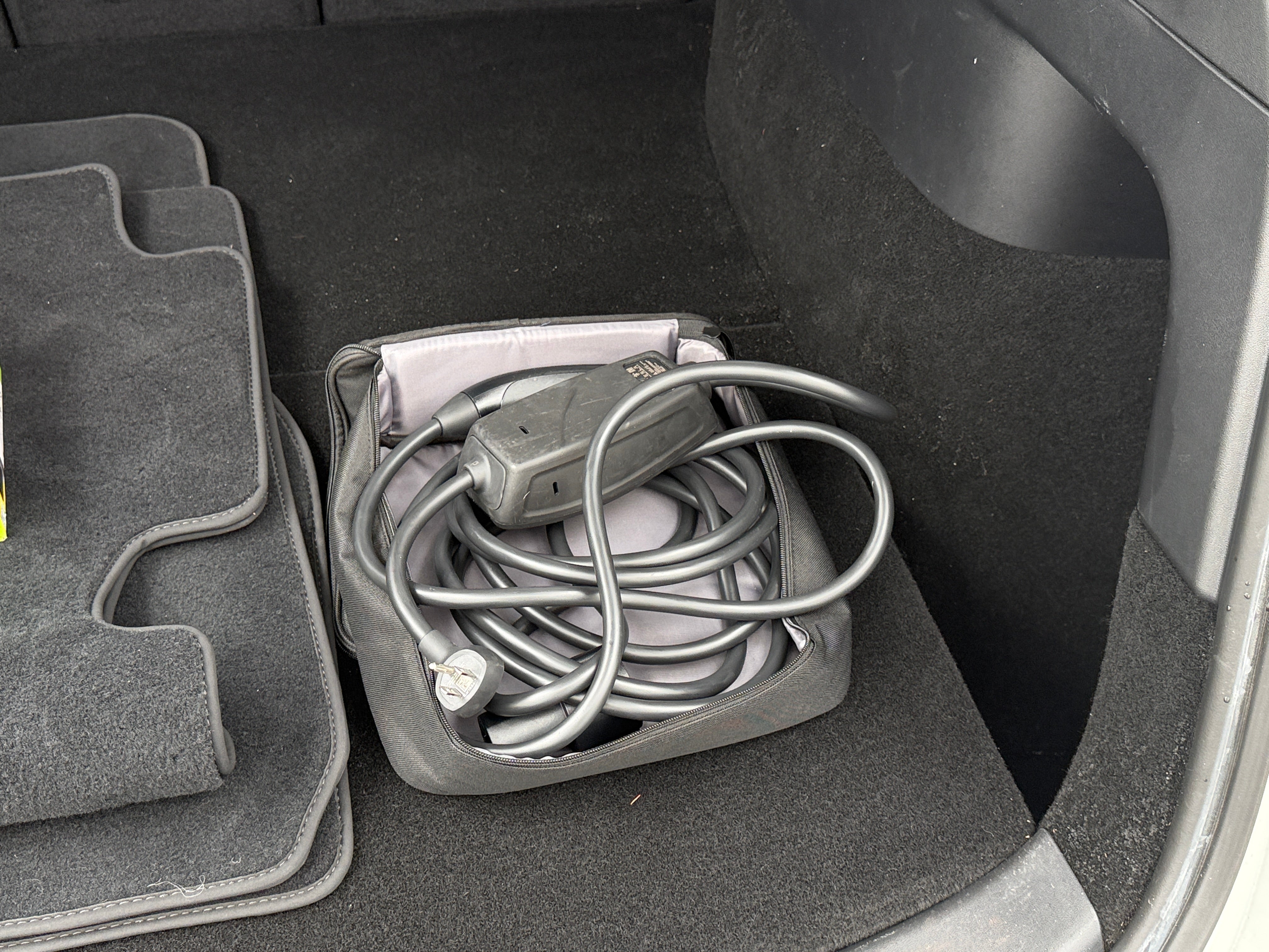 tesla model y 2021 5YJYGDEE4MF201305 image tesla model y 2021 5YJYGDEE4MF201305 image